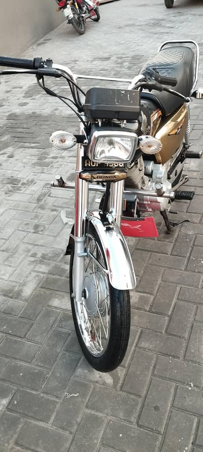 Honda 125  Hnda C goldG 125 Special Gold Edition 2024 Black – For Sale