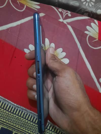Sony Xperia 64GB 9.5/10 condition  contct  no 03019250827