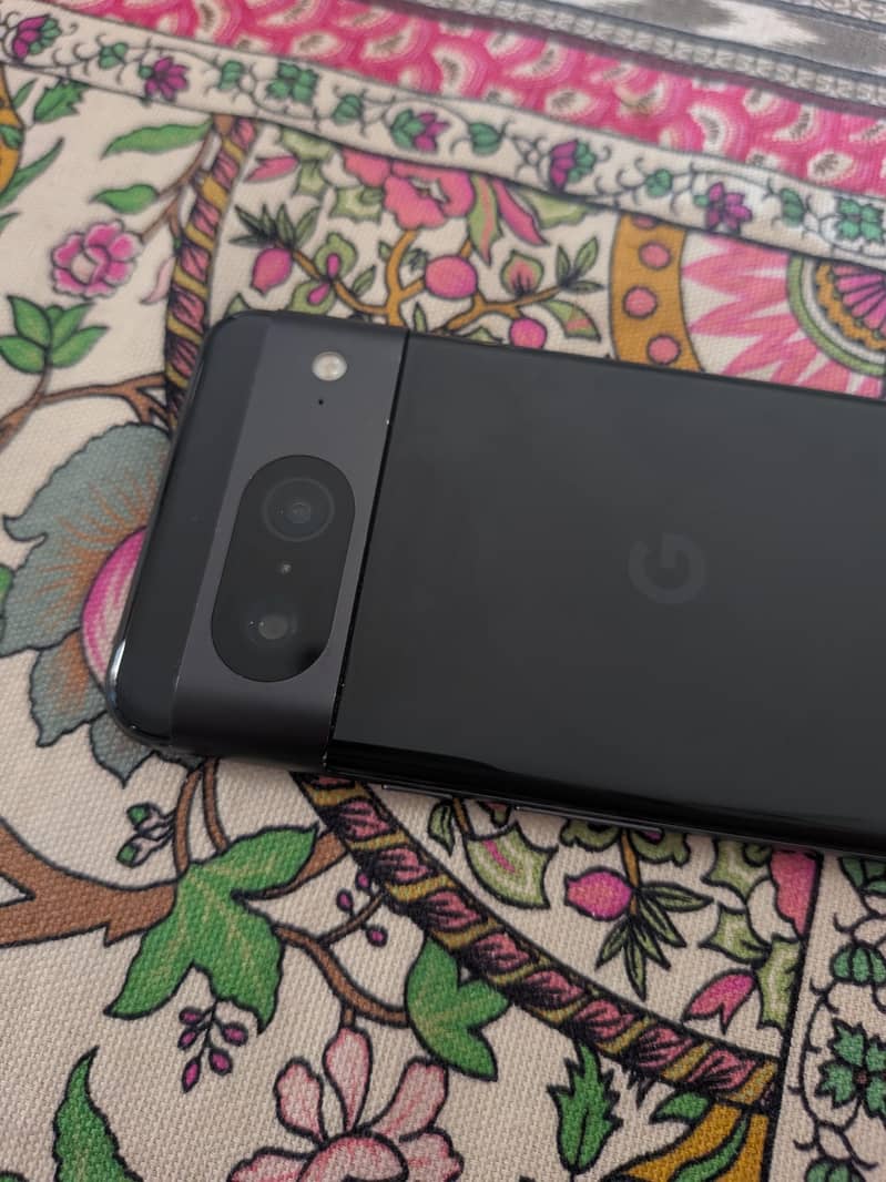 Google Pixel 8 3