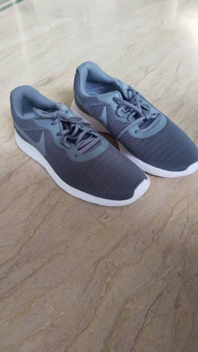 original nike running shoes