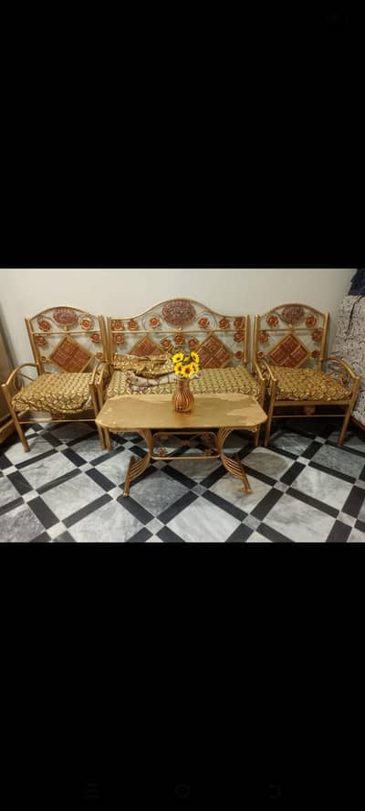 iron 5 seater sofa+ table