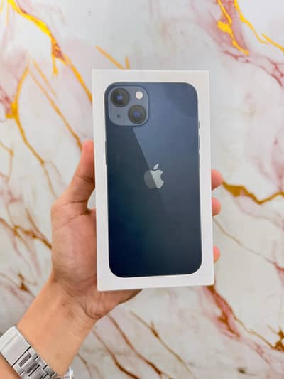 iPhone 13 128Gb 10/10  PTA Dual Sim Approved