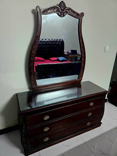 Very Unique Hand crafted SHEESHAM wood Dressing Table
