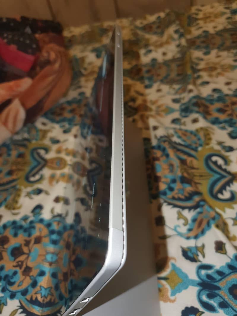 surface 4 pro 10/10 condition 2