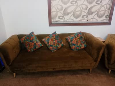 5 seater sofa set with cushions