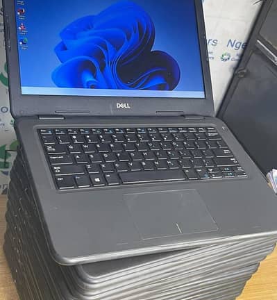 DELL LATITUDE 3310 INTEL  CORE I5 - 8GB RAM - 256gb SSD