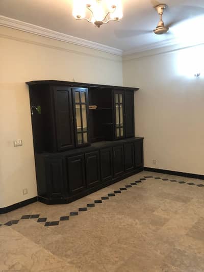 10 Marla 2 Bed Ground Portion for Rent Available in Pwd Islamabad