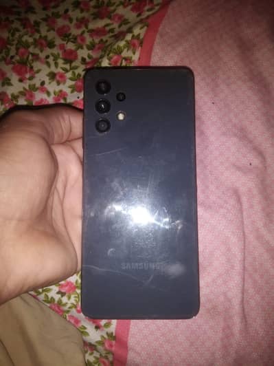 sumsung A32 6/128 with box