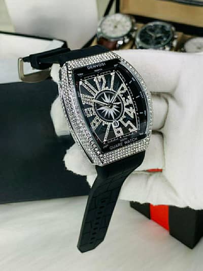 Discover the FM Stone Model (Black & Green Silver)