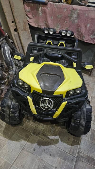 Baby electric jeep with remote control and beautiful lights