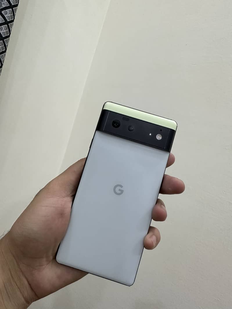 Google pixel 6A 3