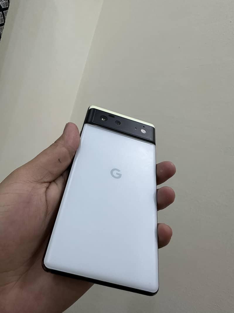Google pixel 6A 5