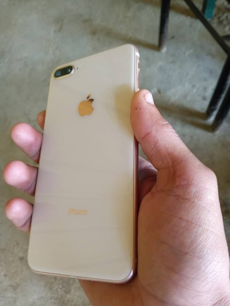 iphone 8 plus 3
