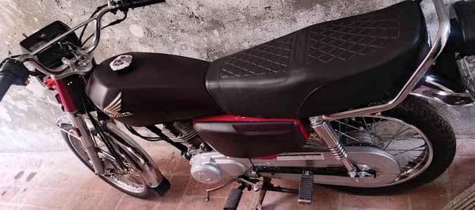 125 Hy 20/21 Hy new tiyar karvaya Hy koi Kam nhi karna pady ga