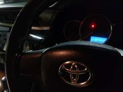 Toyota corolla gli 1.3 automatic 2016