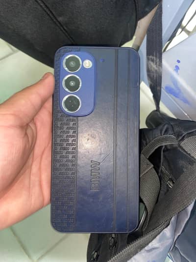 TECHNO SPARK 40 PRO PLUS