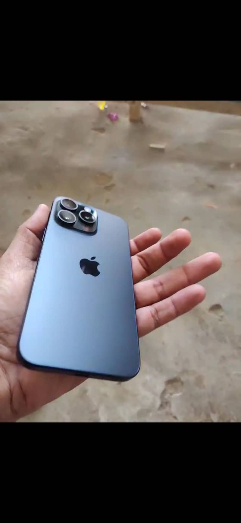 iPhone 15  Pro max 2