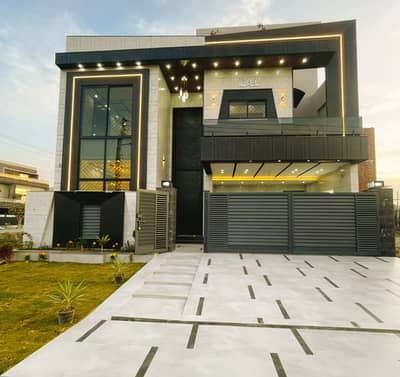 10 Marla Brand New House For Sale