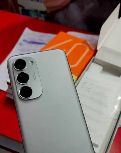 Techno Spark 40 pro plus