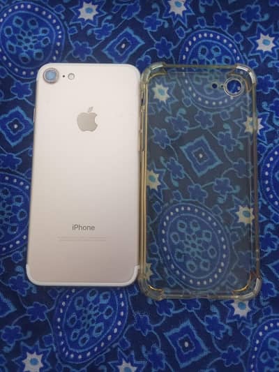 I phone 7 | 128 gb | battery 100% | price final