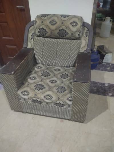 5 seater sofa seat is for sale