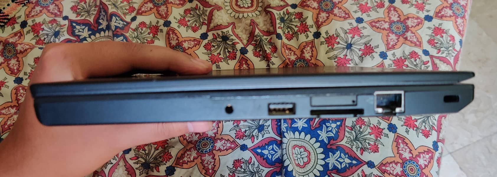 Lenovo Core i5 6th Gen | 16GB RAM | SSD Laptop  For SALE 3