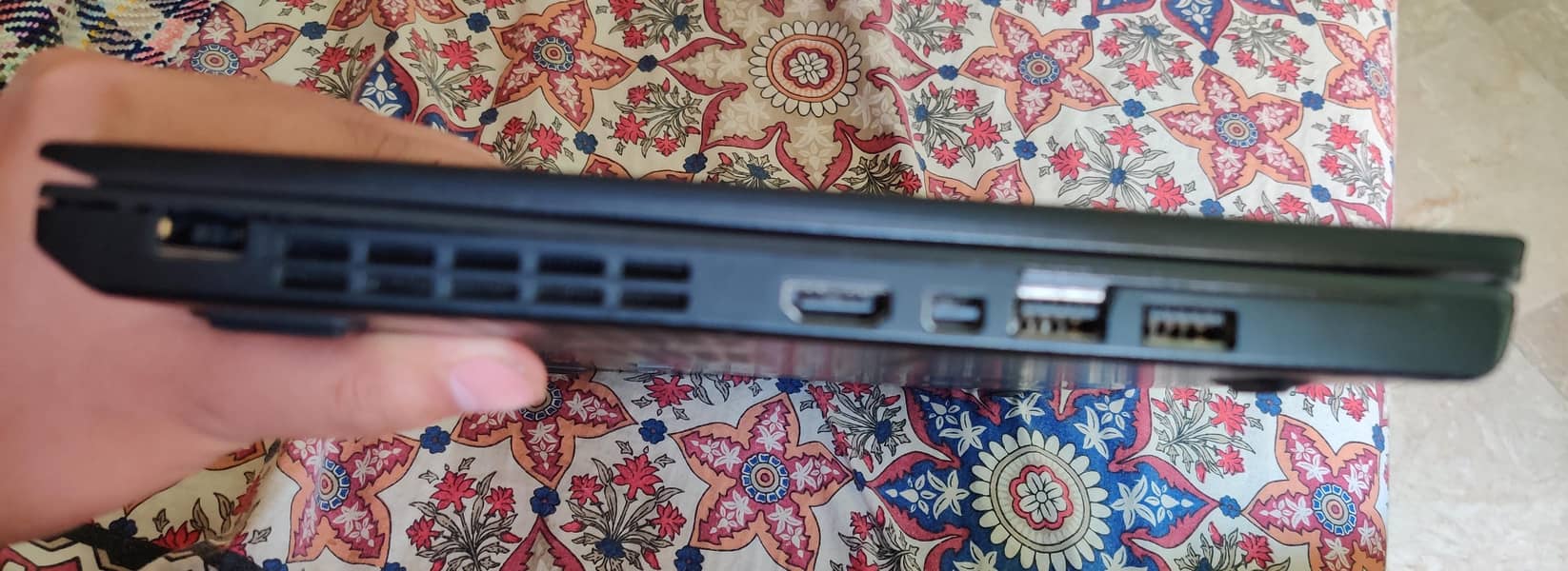 Lenovo Core i5 6th Gen | 16GB RAM | SSD Laptop  For SALE 4