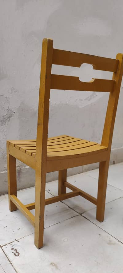 School kids chairs