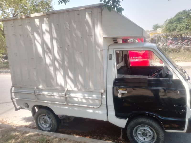 pickup  close caban 0