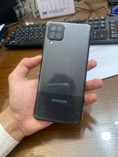 Samsung A12