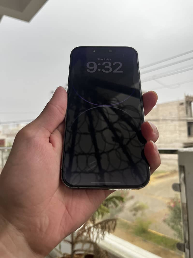 iPhone 14 Pro Max 4