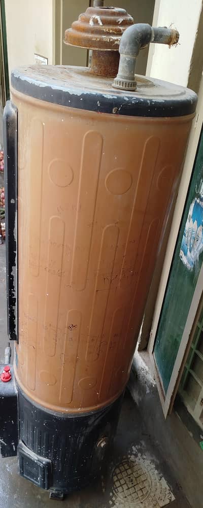 Gas Geyser Excellent working - urgent for sale