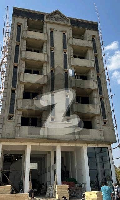 A 700 Square Feet Flat In Karachi Is On The Market For Sale