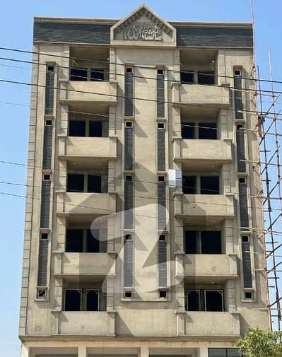 A 700 Square Feet Flat In Karachi Is On The Market For Sale