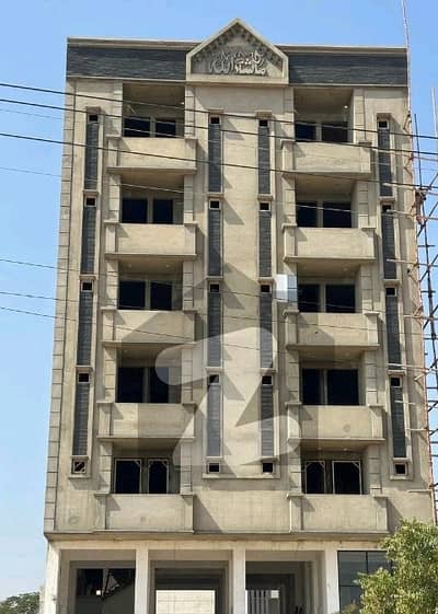 868 Square Feet Flat In Gulshan-e-Maymar - Sector R Is Available