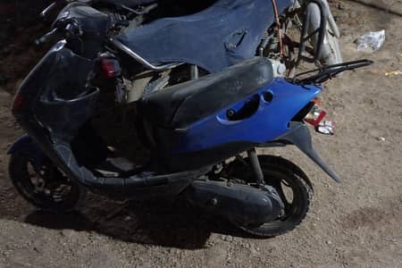 2 stoke scooty on petrol in mint condition