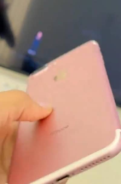 iphone 7 plus 128 GB  no open no repair PTA approved all ok