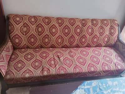 5 seater sofa set with table