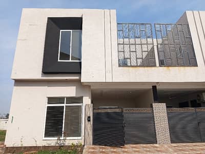 4 Marla House In Oasis One Is Available For rent