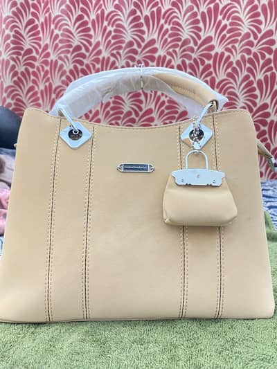 Beige Fiesto Fashion Brand New Bag/ in charming cream Colour