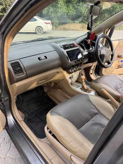 Honda city 2005 model