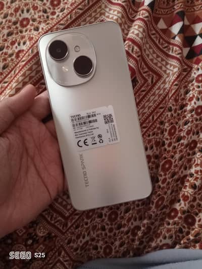 Tecno Spark Go 1