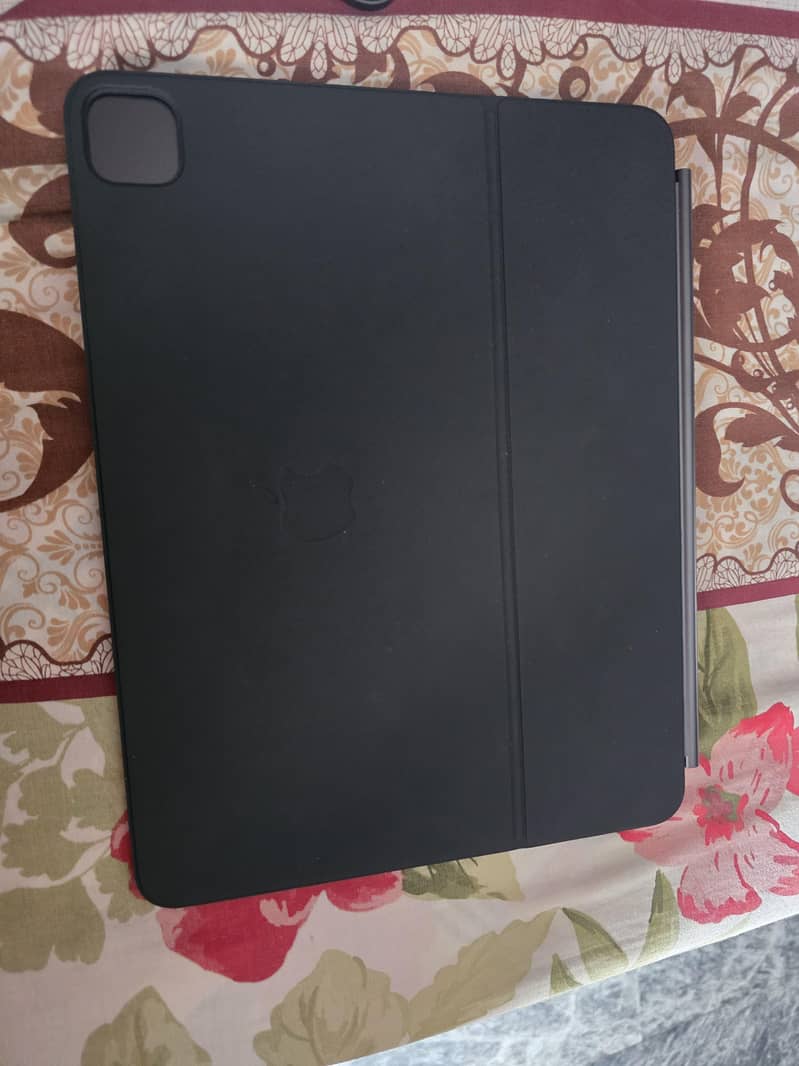 iPad Pro M5 13” 1TB – AppleCare 2026 – Magic Keyboard 2