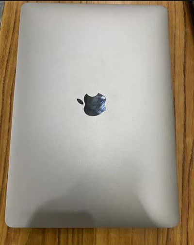 MacBook Pro 2016 for sale 8gb 256