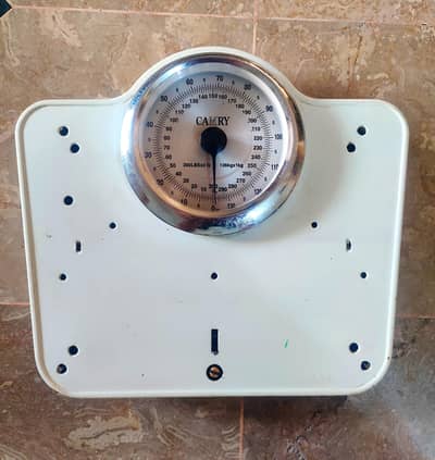 Camry ویٹ مشین (Weight Machine) – اچھی کنڈیشن میں