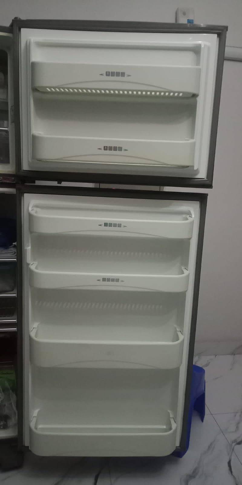 refrigerator 2