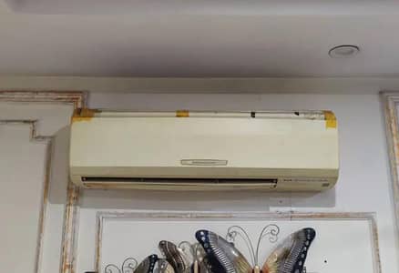 Mitsubishi mrslim. 2ton. total genuine