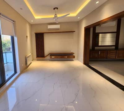 Brand New Luxury 6 Bedroom Beautiful House