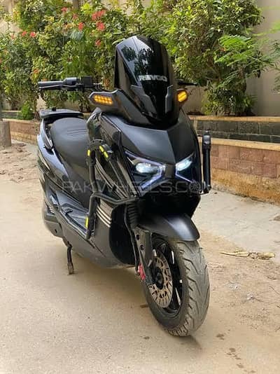 Revoo E52 3000 wat Moter