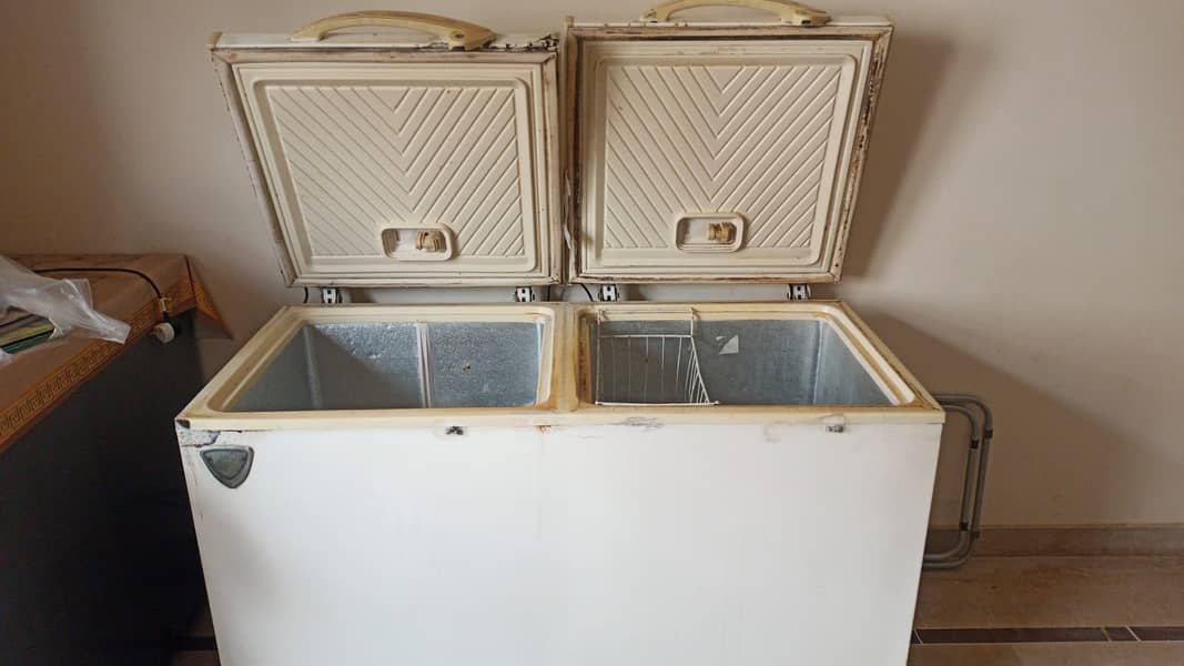 Waves deep freezer 3